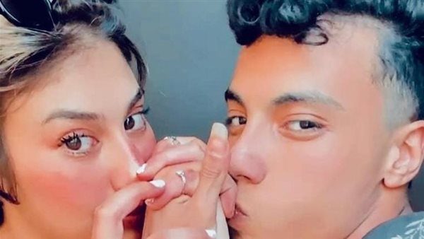 منة عبد العزيز ومحمد