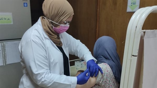 استمرار تطعيم كبار