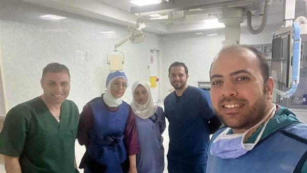 فريق من أطباء القلب