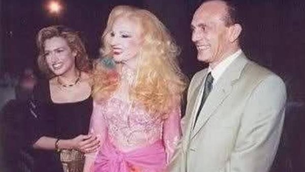 محمد صبحي، وسيمون