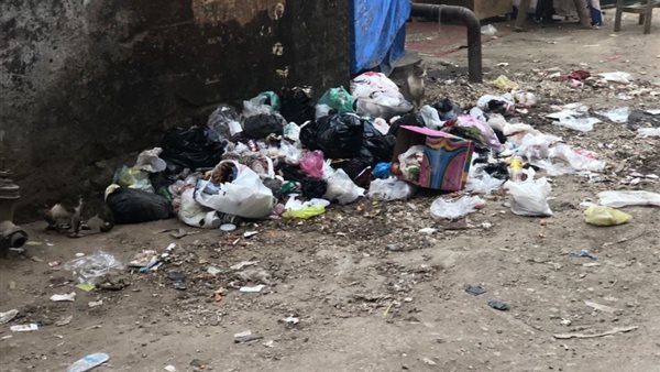 رفع تراكمات القمامة