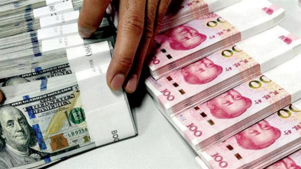 اليوان والدولار