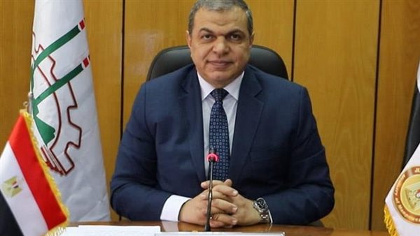 وزير القوى العاملة