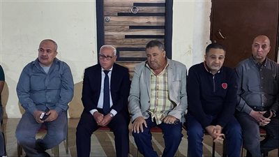 محافظ بورسعيد يقدم واجب العزاء لأسرة شهيد الواجب الوطني في سيناء المجند أسامة عيد عبد الرحمن | صور 