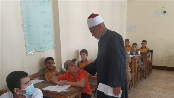 تفقد لجان الامتحانات