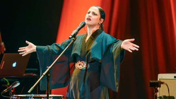 آمال مثلوثي