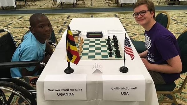 الصبي سيد الشطرنج