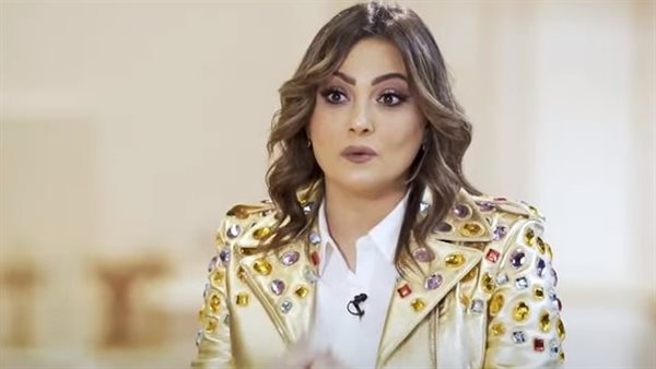 الفنانة بشرى 