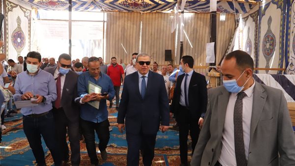 وزير القوى العاملة