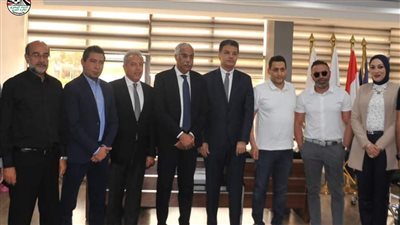 رغم حضوره توقيع العقود.. حازم إمام يغيب عن مؤتمر إيهاب جلال