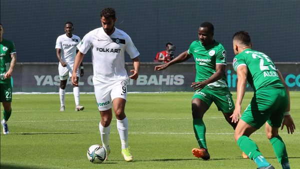 أحمد ياسر ريان