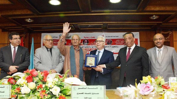 فاعليات كلية ادب