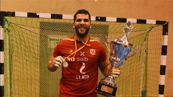 أحمد عادل لاعب يد