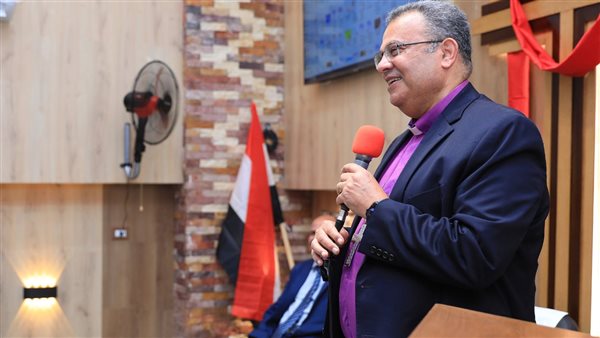 القس اندريه زكي