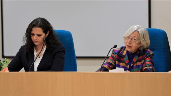 منصة الندوة