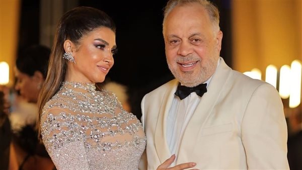 أشرف زكي وروجينا