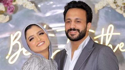 بعد اعترافه بضربها.. زوج البلوجر أحلام عادل يعتذر لها: آسف حقك عليا | فيديوجراف