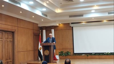 محافظ بورسعيد: الدولة تولي اهتمامًا كبيرا بملف إزالة التعديات على الممتلكات والأراضي 