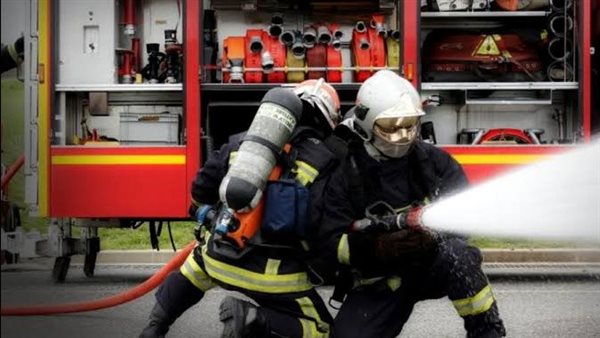 رجال الحماية المدنية-