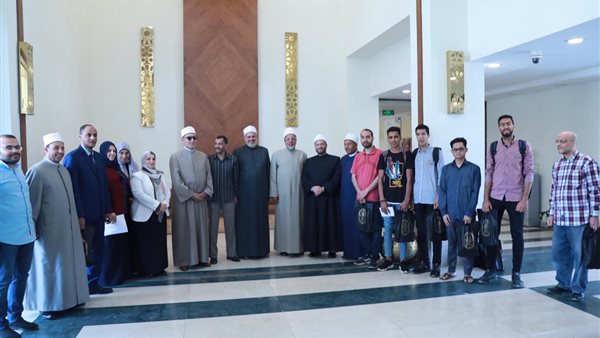 تكريم الفائزين في