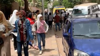 سعادة بين طلاب الصفين الأول والثاني الإعدادي بعد انتهاء الامتحانات | بث مباشر 