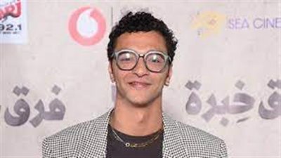 بعد مشاركته في أحلام سعيدة.. علي السبع: يسرا فنانة راقية وتعلمت منها كثيرًا