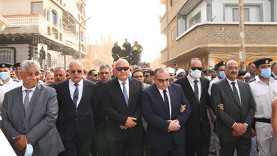 الشهيد حبيب الله.. المئات يشيعون جثمان اللواء منتصر أبودقة بمسقط رأسه في قنا | صور