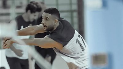 محمد رمضان لاعب طائرة الأهلي: خطواتنا تبشر بحصد لقب البطولة