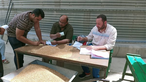 لجنة استلام الأقماح