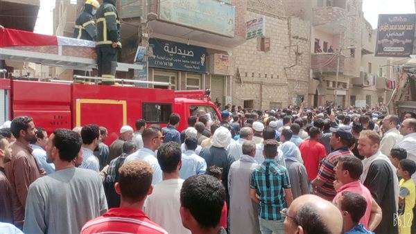 جانب من جنازة اللواء