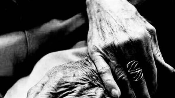 مسن وزوجته_تعبيرية