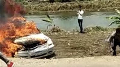 تفحم سيارة ملاكي بالدقهلية دون وقوع إصابات 