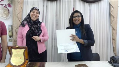كلية الدراسات الإسلامية بجامعة الأزهر تُكرم الناقدة الفنية دعاء حلمي | صور