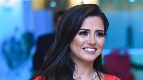 الفنانة إيمان عبد