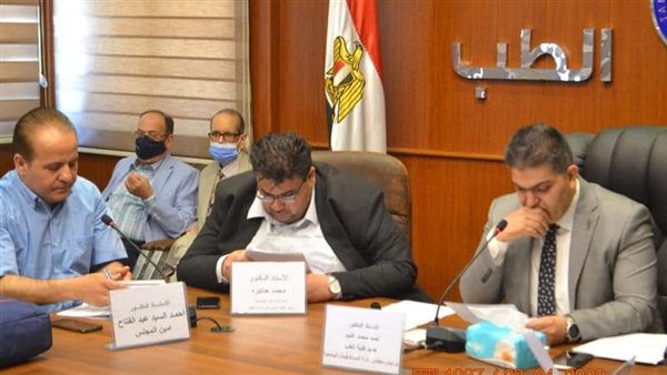 الدكتور أحمد غنيم