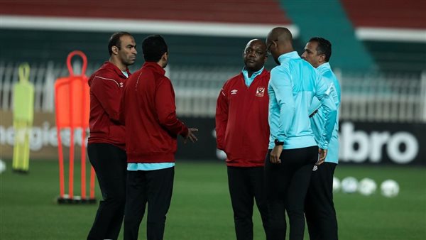 الجهاز الفني للأهلي