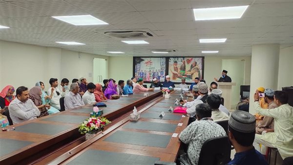 خلال حفل استقبال