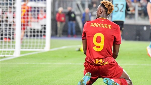 ابراهام لاعب فريق