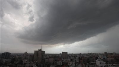 بعد تداول أنباء بتشكيل منخفض بارد.. الأرصاد تكشف حقيقة عودة الشتاء السبت المقبل لمصر