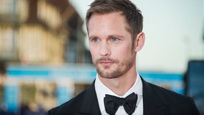 عقب نجاح The Northman.. ألكسندر سكارسجارد يشارك في فيلم The Tiger