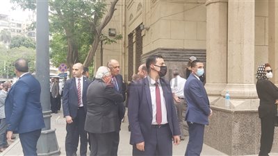 وزير الخارجية يؤدي صلاة الجنازة على الكاتب الصحفي صلاح منتصر