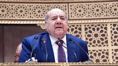 بدء الجلسة العامة لمجلس الشيوخ لمناقشة مشروع قانون قادرون باختلاف