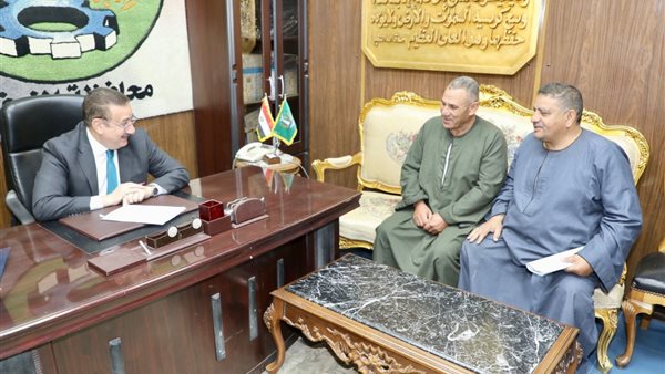 محافظ المنوفية خلال