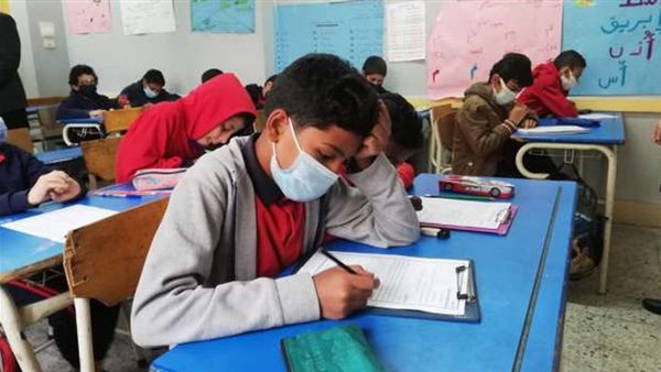 طلاب الصف الرابع