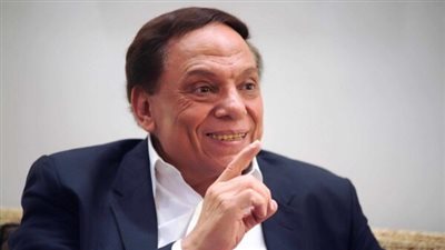 شقيق عادل إمام: خبينا عن الزعيم الأخبار اللي اتقالت بشأن مرضه بـ ألزهايمر