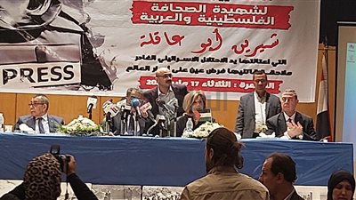 وضع تمثال لها بمدخل النقابة.. قرارات هامة من نقيب الصحفيين في تأبين شيرين أبو عاقلة