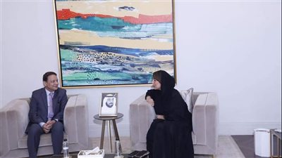 كرم جبر يقدم واجب العزاء في الشيخ خليفة بن زايد لسفيرة الإمارات 