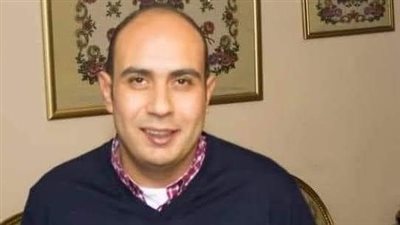 انقلبت سيارتهما أكثر من مرة.. تفاصيل مصرع عقيد شرطة وزوجته في حادث مروع بالغردقة | بث مباشر