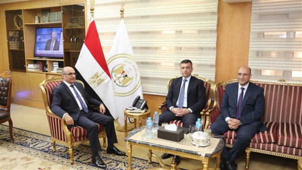 وزير العدل يستقبل