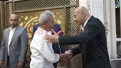 توافد عدد من نجوم الفن على عزاء والد الفنان ضياء عبد الخالق بالحامدية الشاذلية | بث مباشر 